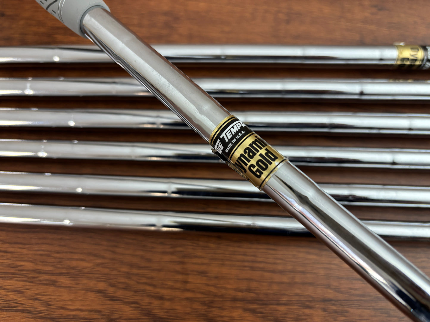 Titleist T100 ‘23 Iron Set 4-PW / Dynamic Gold X100 X-Stiff