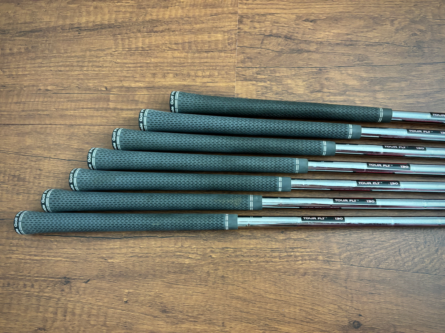 (Left-handed) Taylormade P770 Iron Set 5-PW / KBS Tour 130 X-Stiff