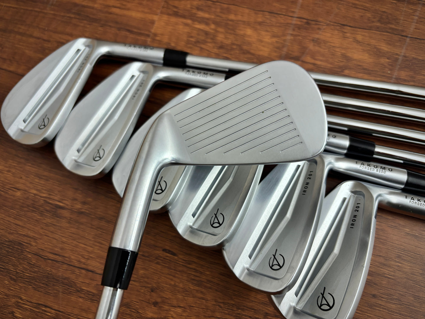 *MINT* Takomo 201 Iron Set 4-PW / KBS Tour 120 Stiff