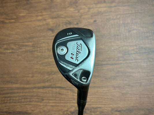 Titleist 910H Hybrid 19* / Stiff