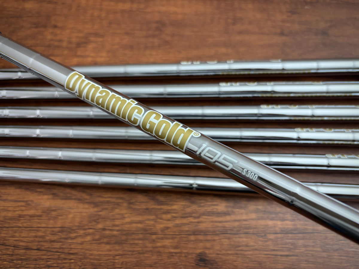 Srixon ZXi7 Iron Set 4-PW / Dynamic Gold S300 Stiff
