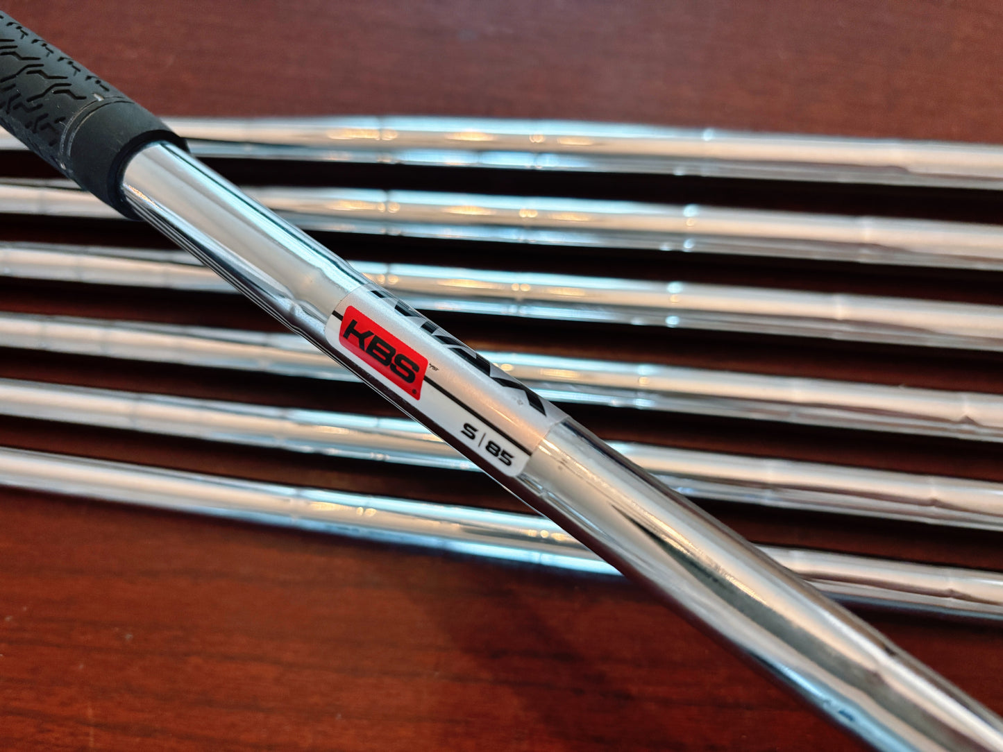 Taylormade M4 Iron Set 5-AW / KBS Max Stiff