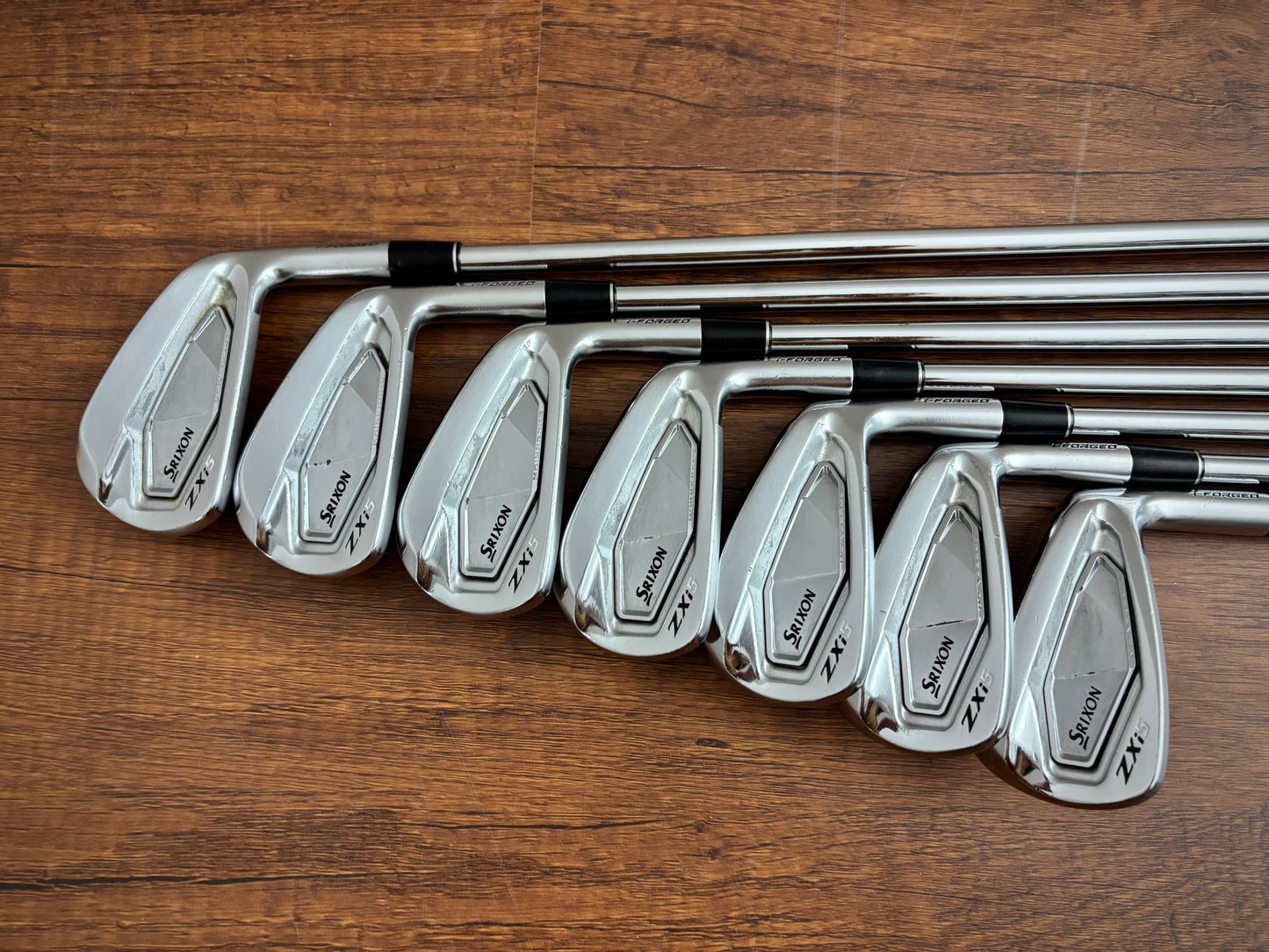 Srixon ZXi5 Iron Set 4-PW / NS Pro 120 Stiff