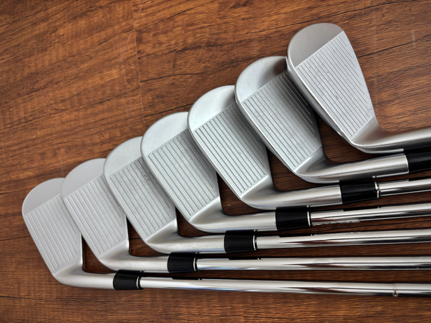 Srixon ZXi7 Iron Set 4-PW / Dynamic Gold S300 Stiff