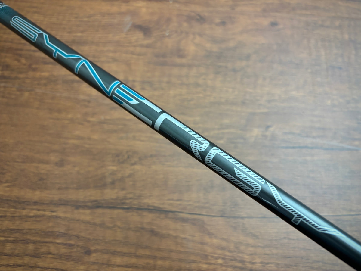 Callaway Rogue 3-Wood + headcover / Stiff