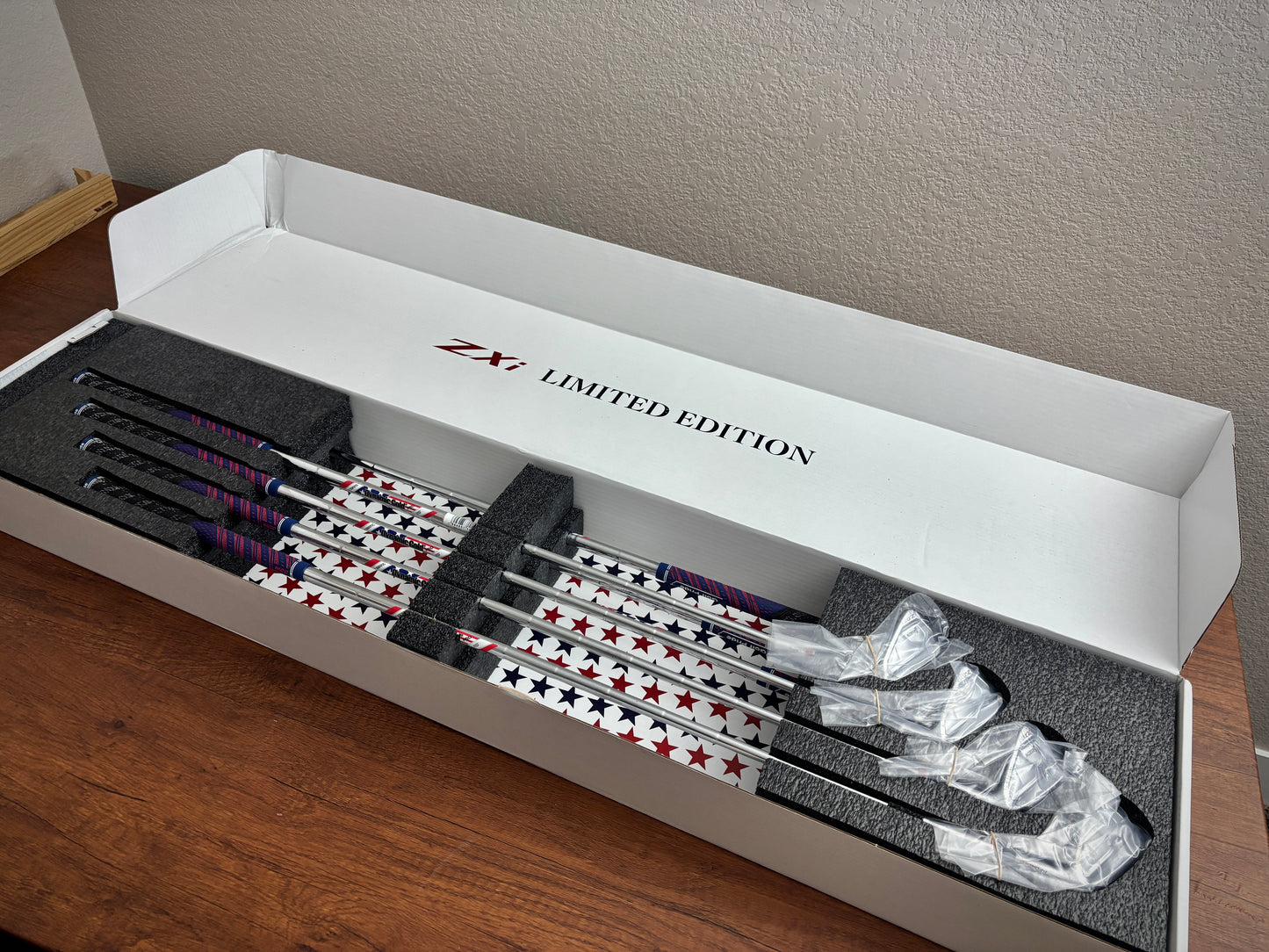 *NEW IN BOX* Srixon ZXi7 Limited Edition All American Iron Set 4-PW