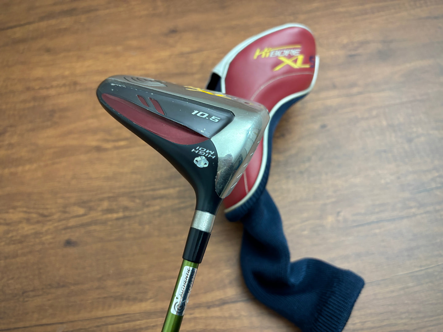 Cleveland HiBore XLS Driver 10.5* + headcover / Regular Flex
