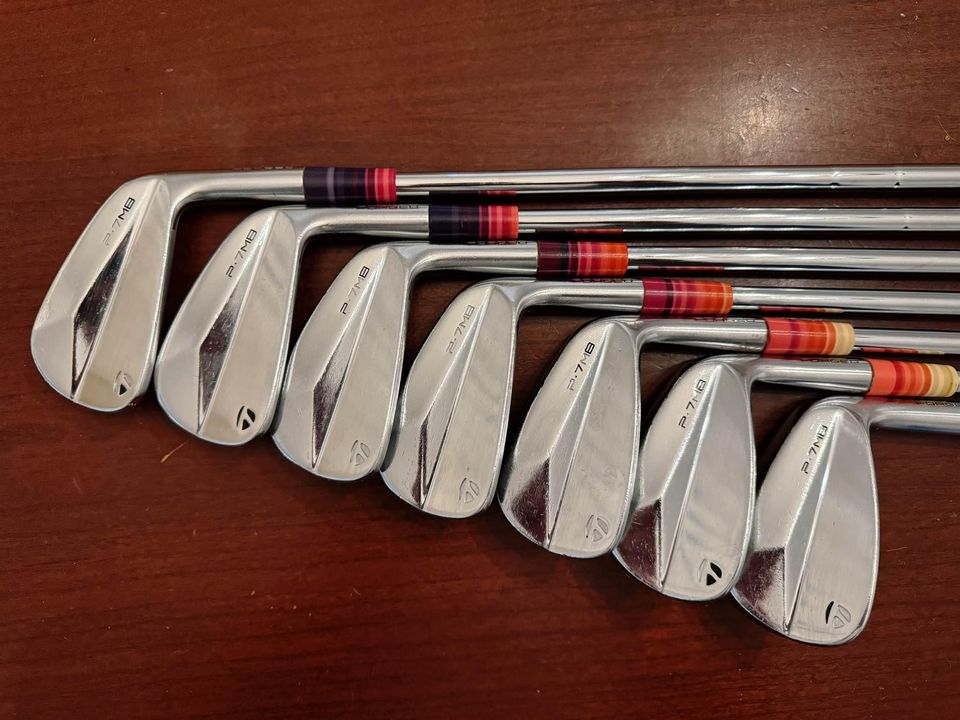 Taylormade P7MB Iron Set 4-PW / KBS Tour 120 Stiff