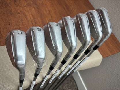 *NEW IN PLASTIC* Taylormade P770 '25 Forged Iron Set 4-PW / KBS Tour C-Taper Lite 110 Stiff
