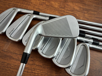 Ping i230 Iron Set 4-PW / Dynamic Gold 120 S300 Stiff