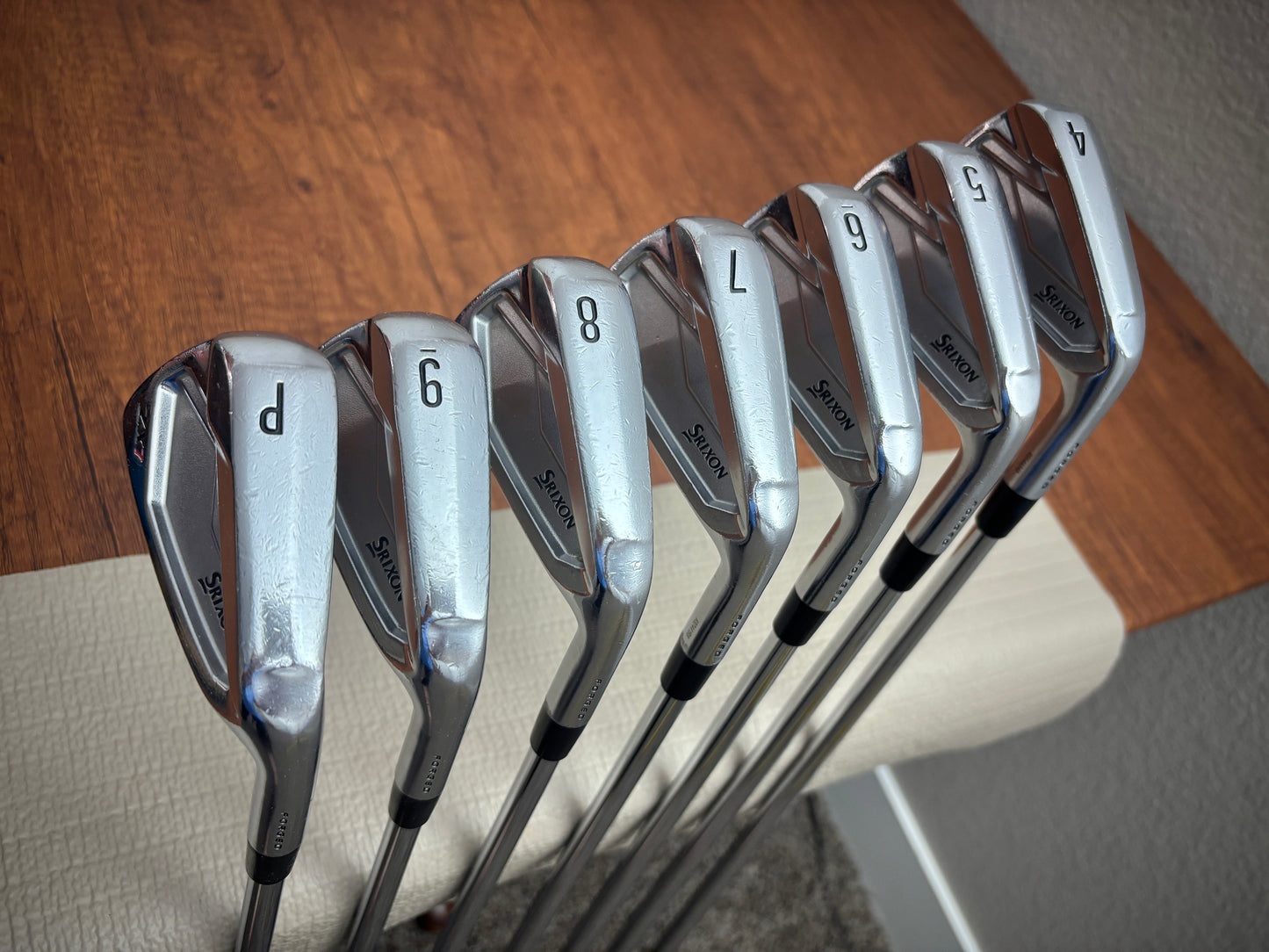Srixon ZX7 Iron Set 4-PW / Project X LZ 6.0 Stiff