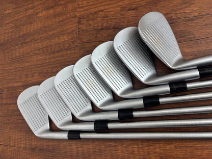 Mizuno JPX 900 Tour Iron Set 4-PW / KBS Tour 125 Stiff+