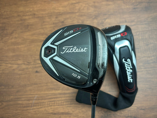 Titleist 915 D2 Driver 10.5* + headcover / Regular Flex