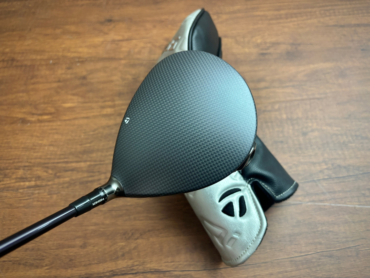 Taylormade Qi35 LS Driver 10.5* + headcover / X-Stiff