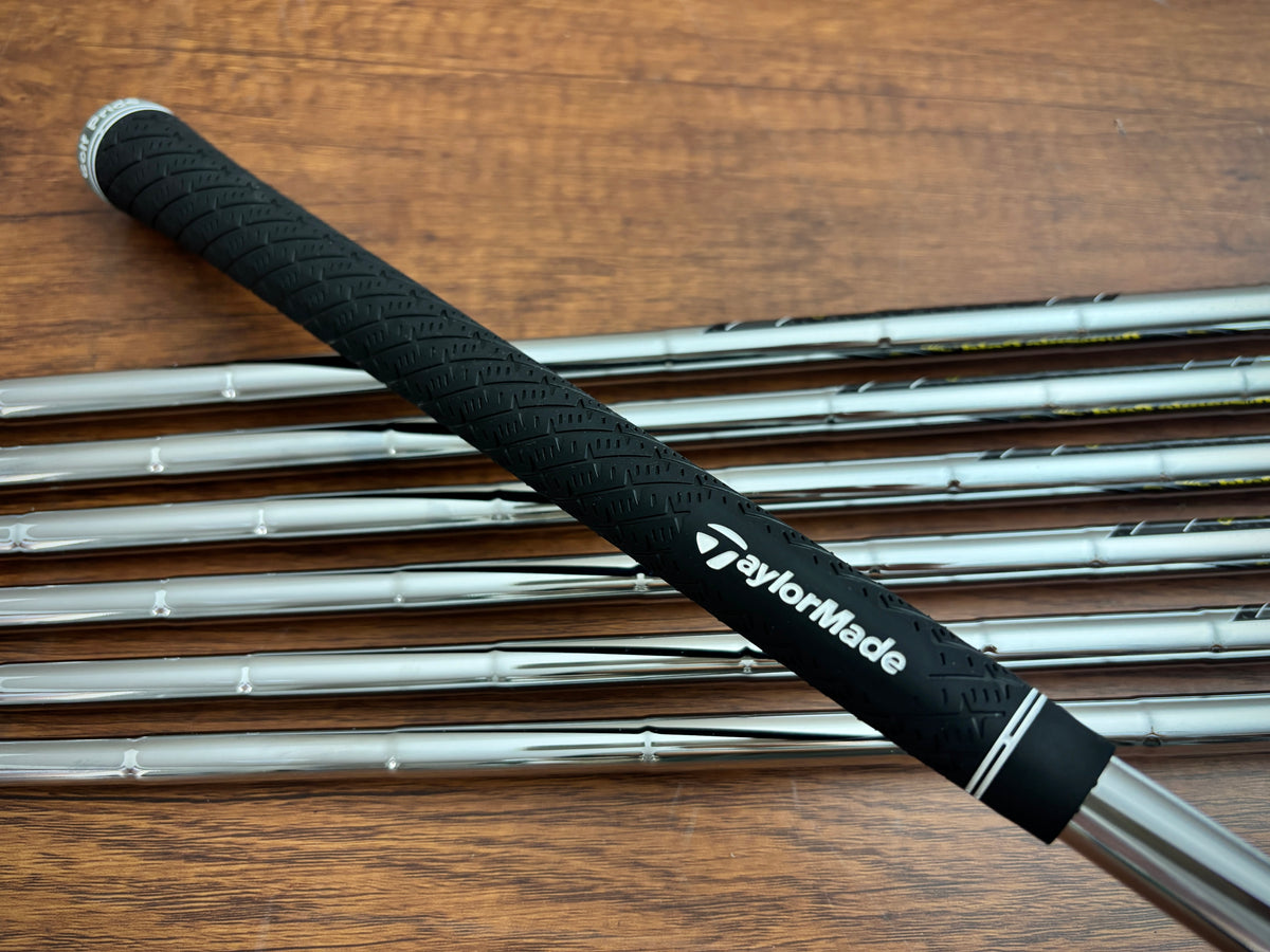 *NEW IN PLASTIC* Taylormade P770 '24 Forged Iron Set 4-PW / Dynamic Gold S300 Stiff