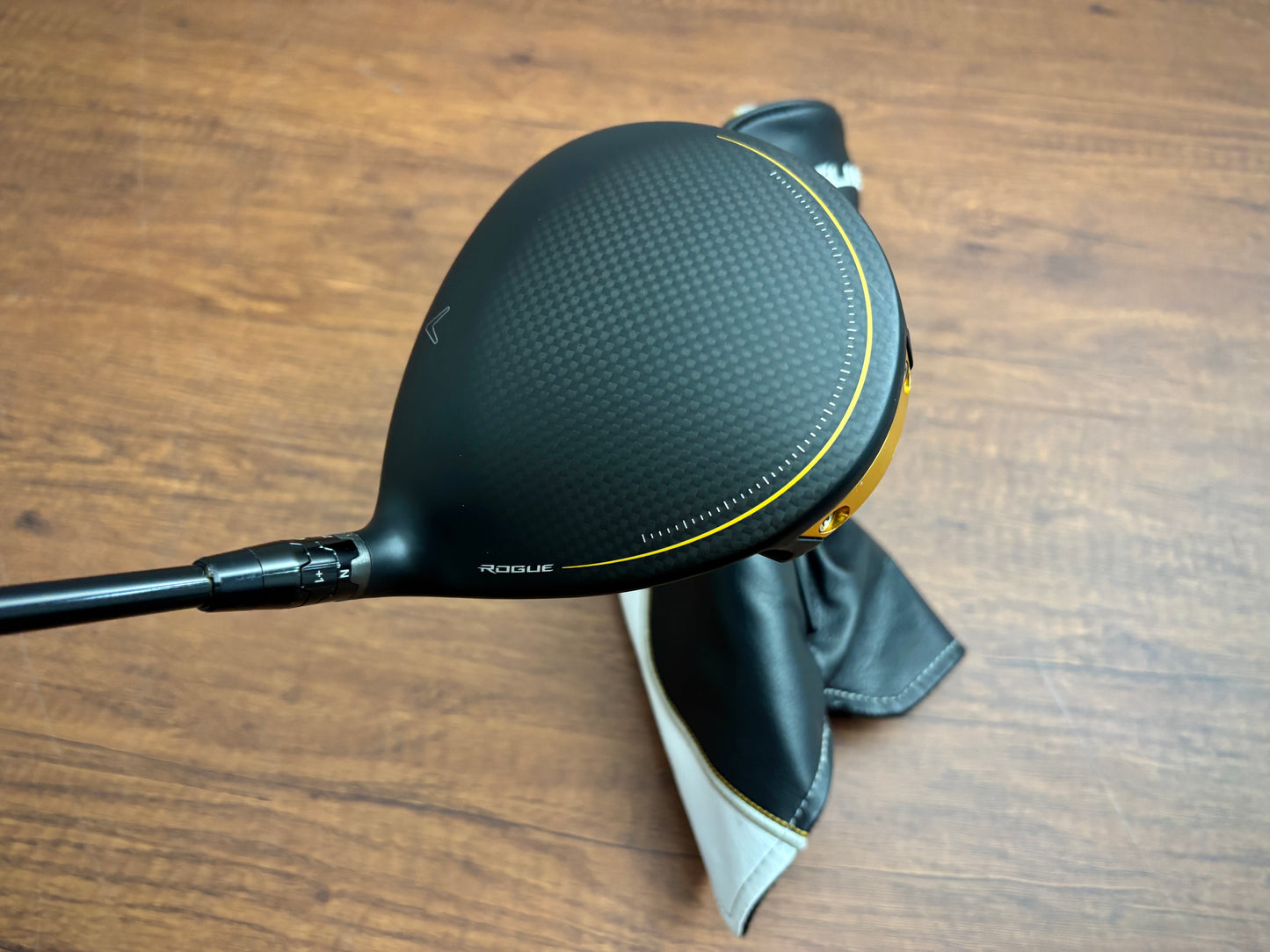 Callaway Rogue ST Max Driver 10.5* + headcover / Stiff
