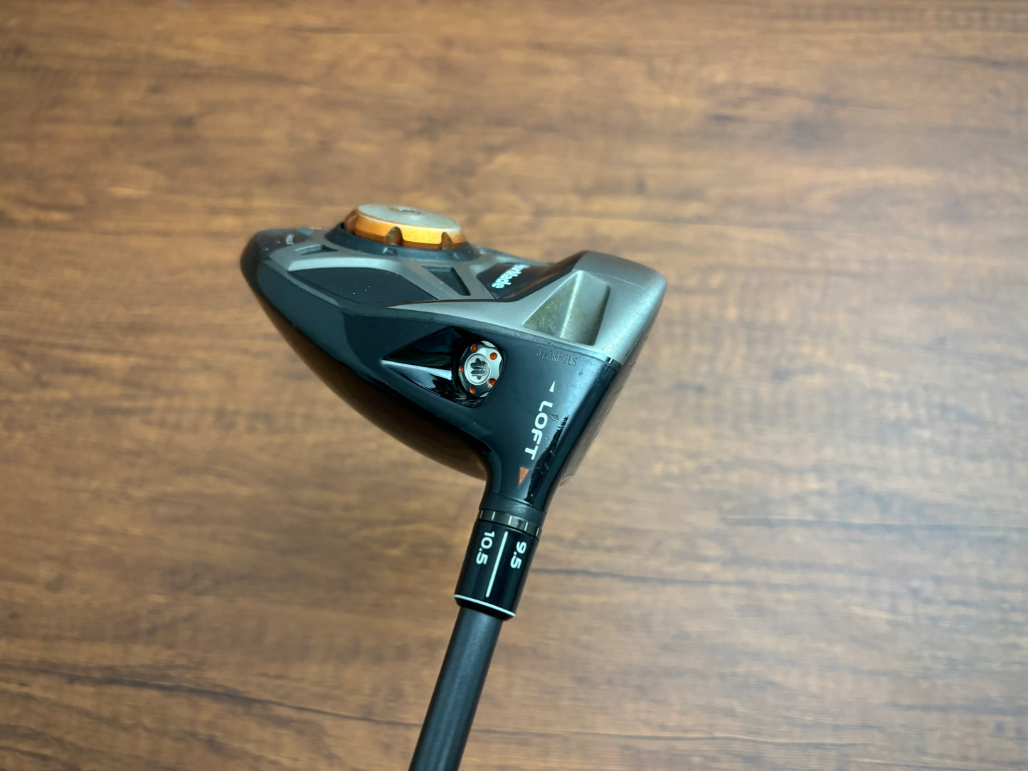 Taylormade R1 Driver (adjustable loft) / Stiff