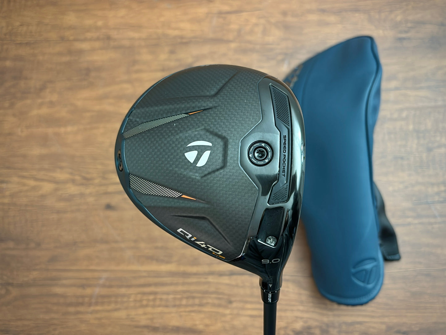 Taylormade Qi4D LS Driver 9* + headcover / X-Stiff