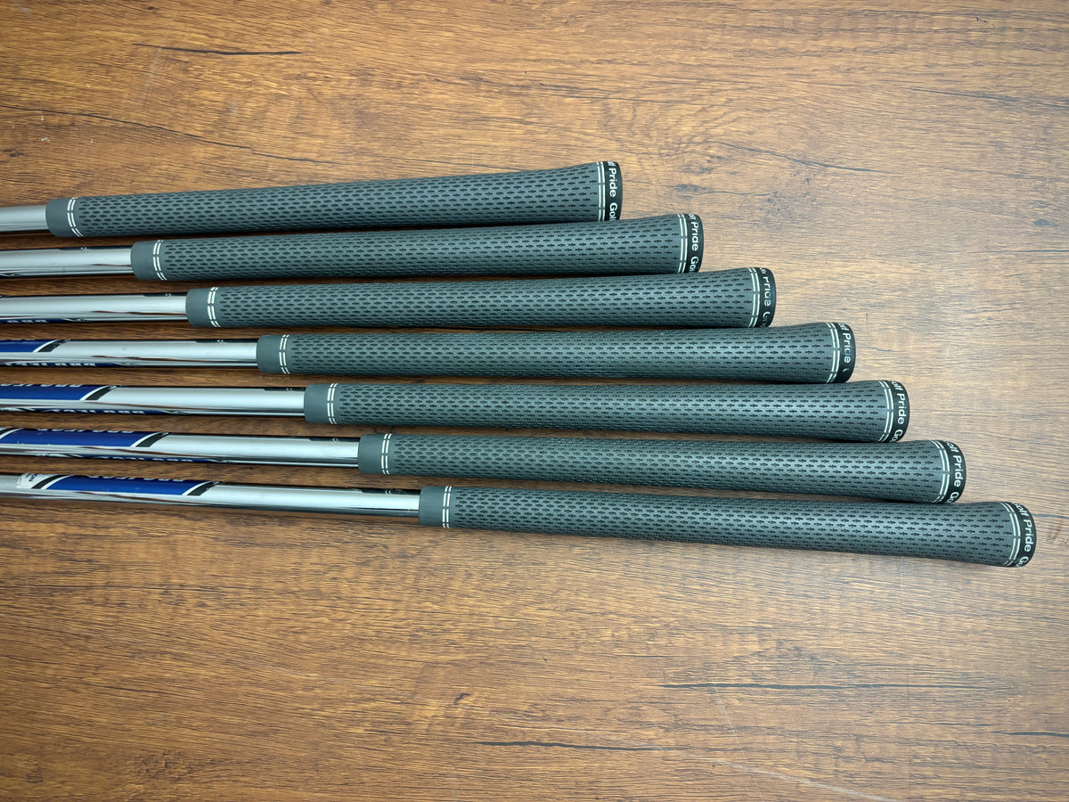 Taylormade P790 Iron Set 4-PW / Project X 6.0 Stiff