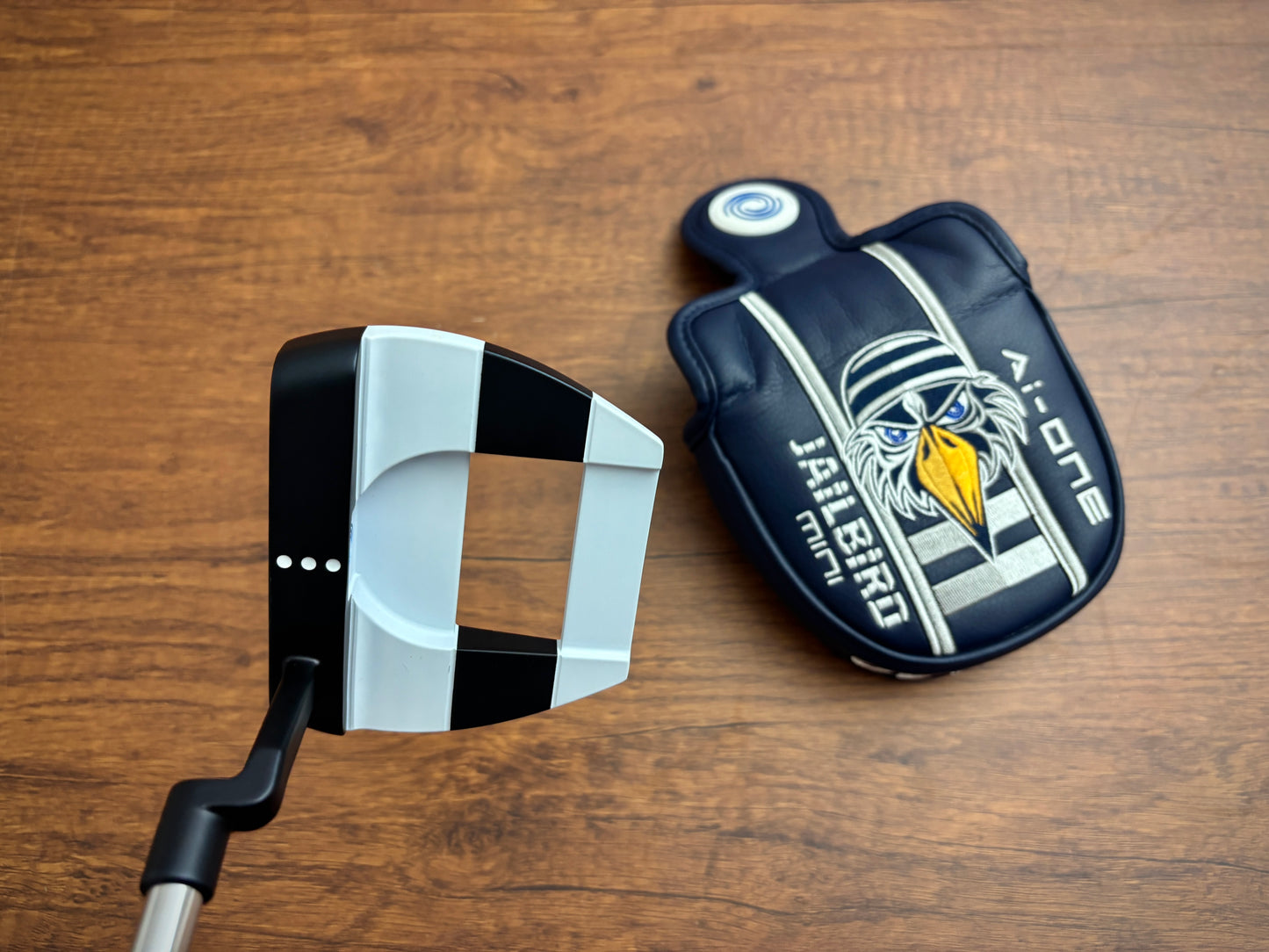 *MINT* Odyssey Ai-ONE Jailbird Mini Putter 35” + headcover