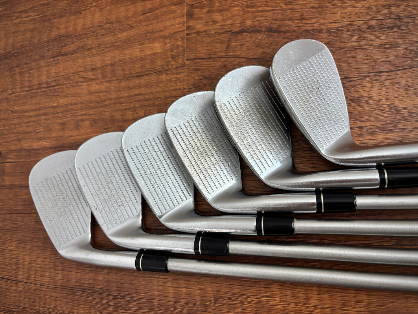 Taylormade P730 Iron Set 4-9 / KBS Tour C-Taper 130 X-Stiff