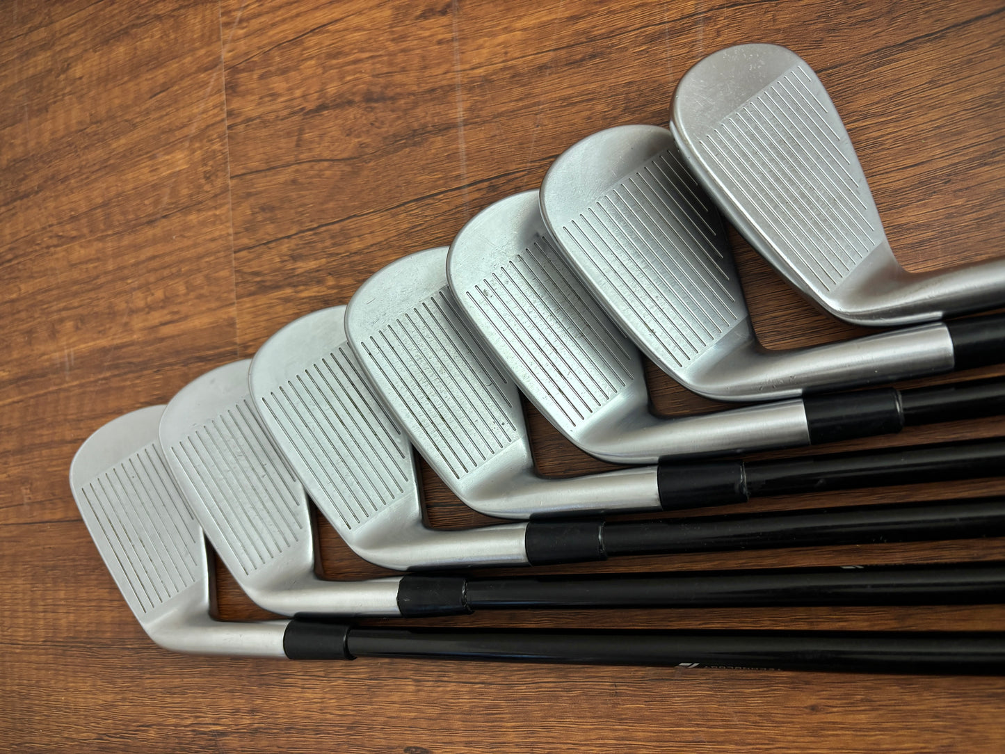 Taylormade P770 Iron Set 4-PW / Mitsubishi MMT X-Stiff Graphite