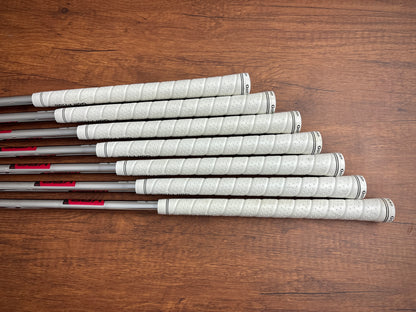 *NEW IN PLASTIC* Cobra King CB '25 Black Iron Set 5-GW / KBS $-Taper Lite 100 Stiff