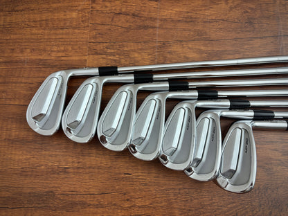 Mizuno MP-20 MMC Iron Set 4-PW / KBS Tour 120 Stiff