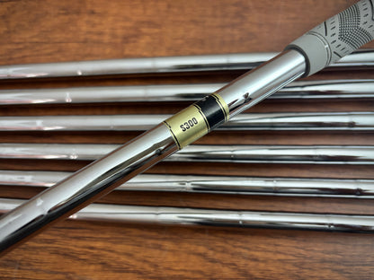 (+1") Srixon ZX5 Mkii / ZX7 Mkii Iron Set 4-PW / Dynamic Gold S300 Stiff