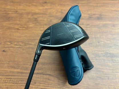 Taylormade Qi4D Driver 9* + headcover / X-Stiff