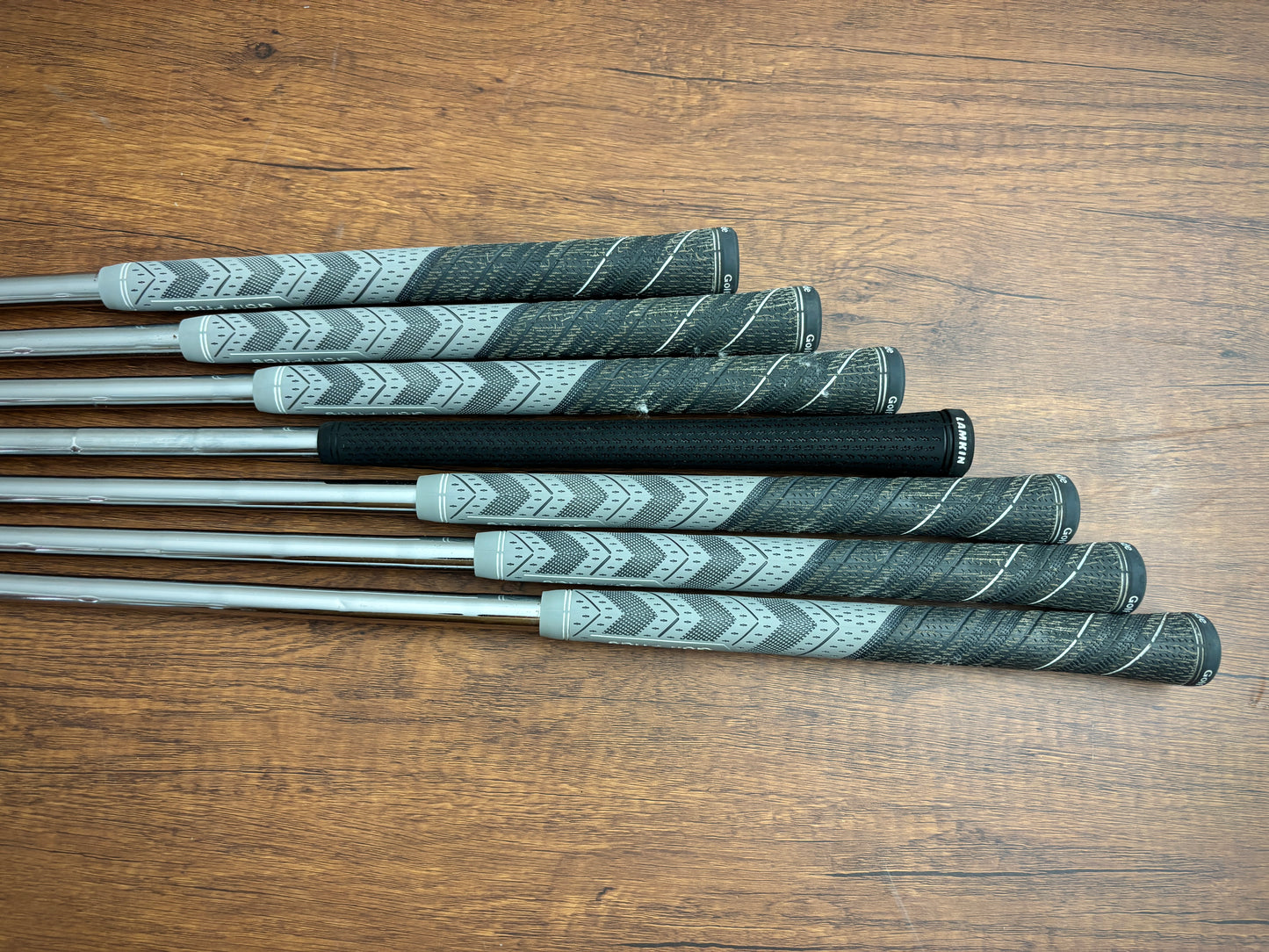 Taylormade Speedblade Iron Set 4-PW / Dynamic Gold Stiff