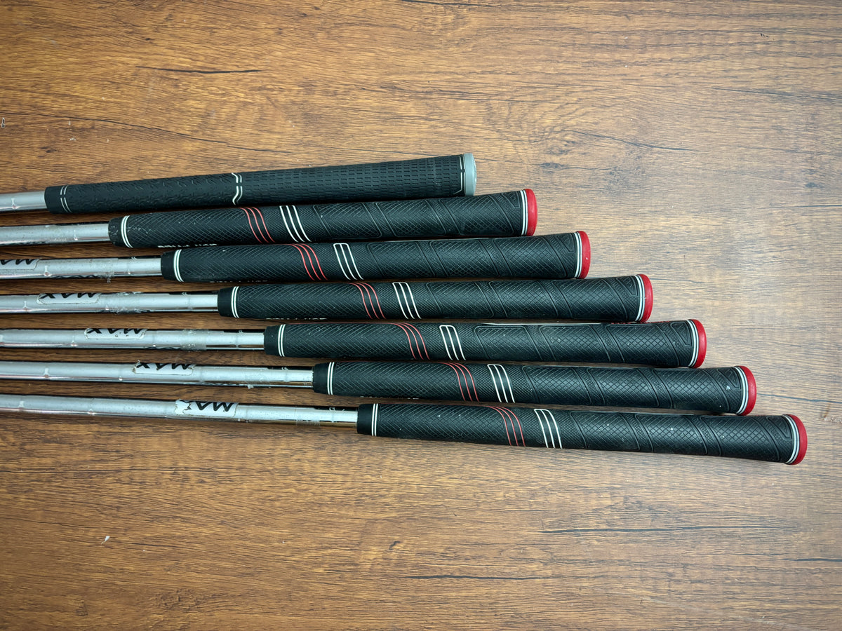 Taylormade M4 Iron Set 4-PW / KBS Max Stiff