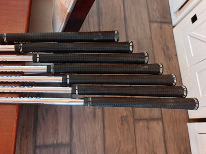 Taylormade P790 ‘23 Iron Set 4-PW / Project X LZ 6.0 Stiff