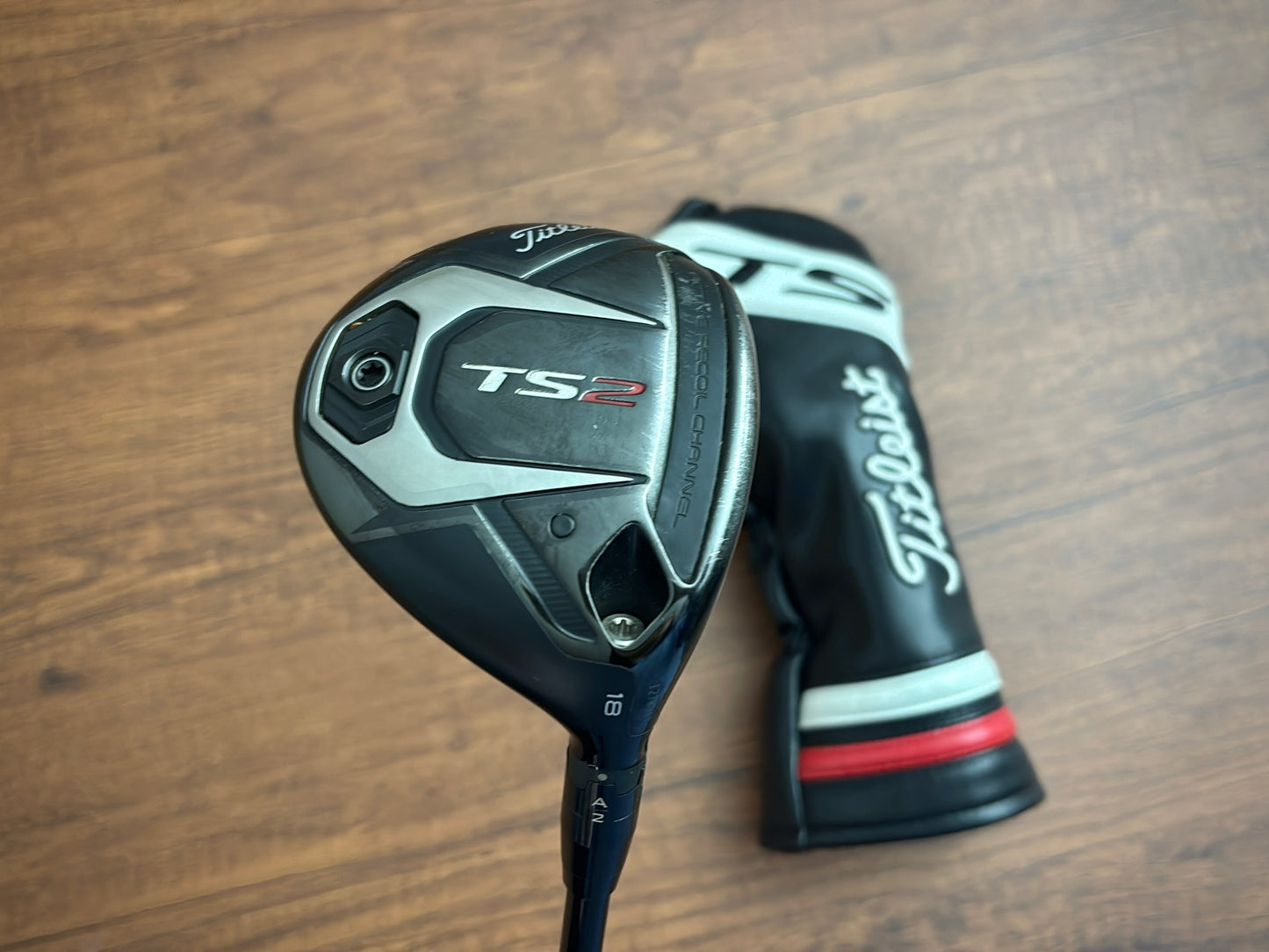 Titleist TS2 5-Wood + headcover / Regular Flex