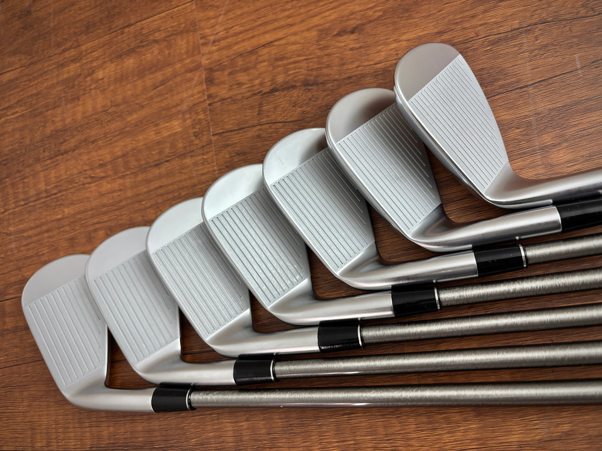 Srixon ZXi5 / ZXi7 Iron Set 5-AW / Aerotech Steelfiber Stiff
