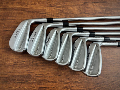 Titleist T150 ‘23 Iron Set 6-GW / True Temper AMT Stiff