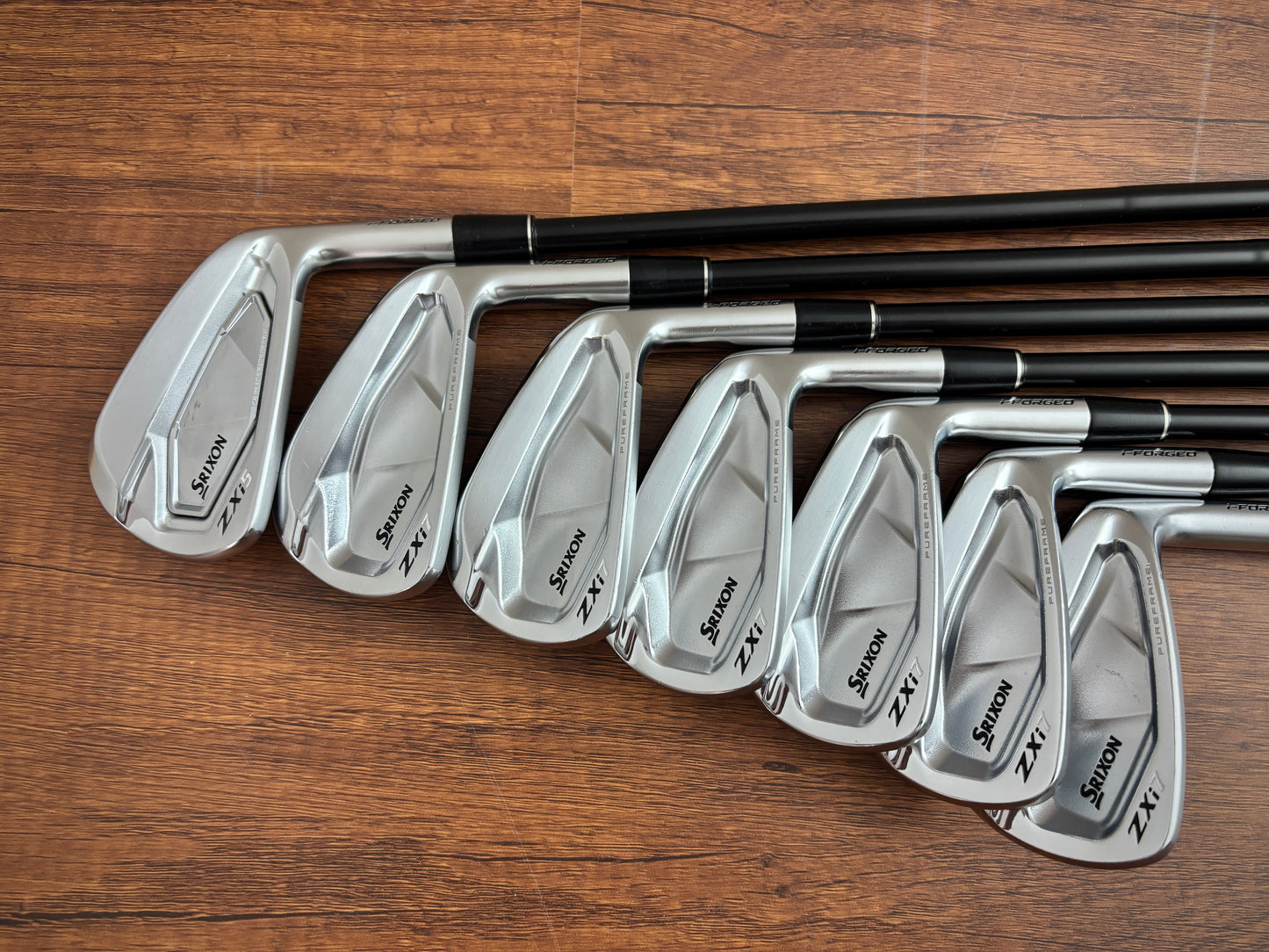 Srixon ZXi5 / ZXi7 Iron Set 4-PW / Dynamic Gold X100 X-Stiff