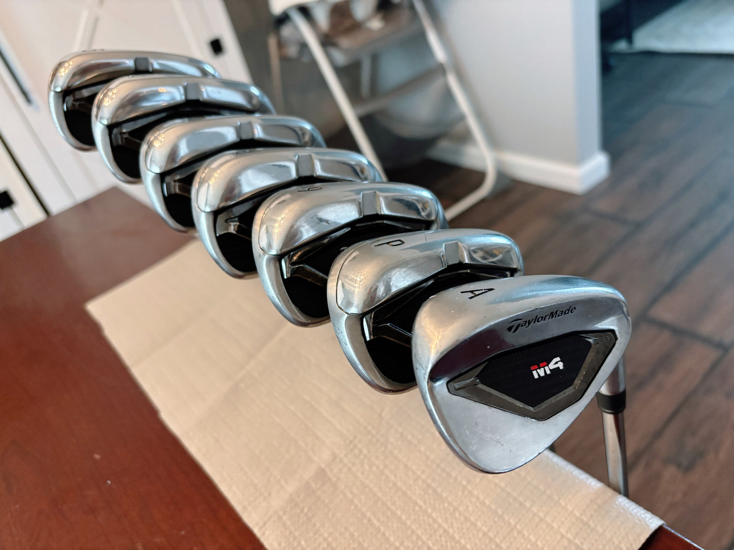 Taylormade M4 Iron Set 5-AW / KBS Max Stiff
