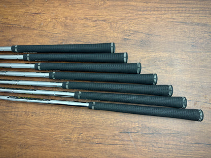 Ping G730 Iron Set 5-UW / Dynamic Gold R300 Regular Flex