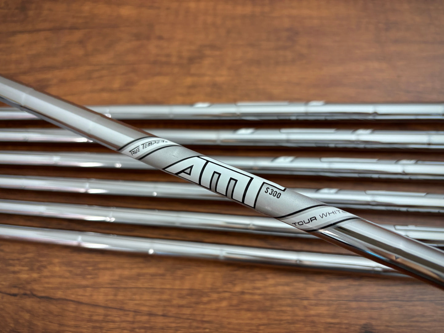 Titleist T100 ‘23 Iron Set 4-PW / True Temper AMT S300 Stiff