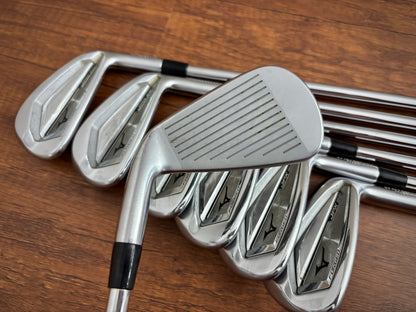 (+1”) Mizuno JPX 921 Forged Iron Set 4-PW / Dynamic Gold S300 Stiff