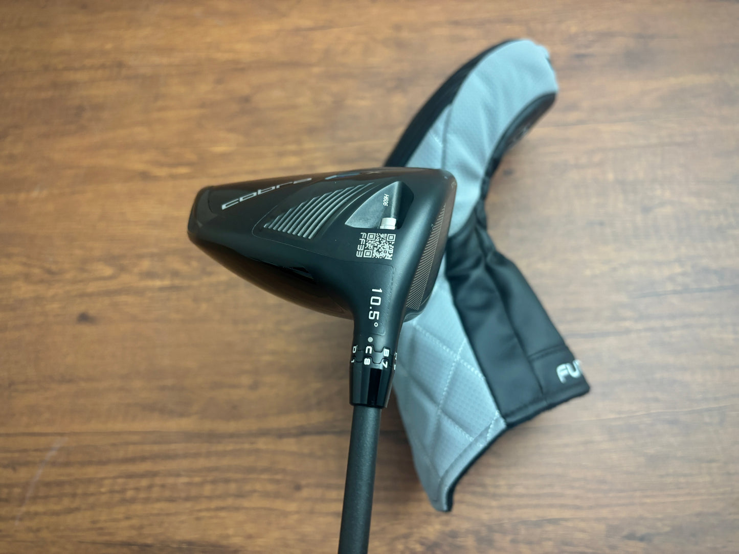 Cobra OPTM X Driver 10.5* + headcover / Stiff