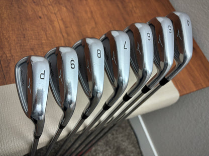 Mizuno Pro 223 Iron Set 4-PW / NS Pro 105 Regular Flex
