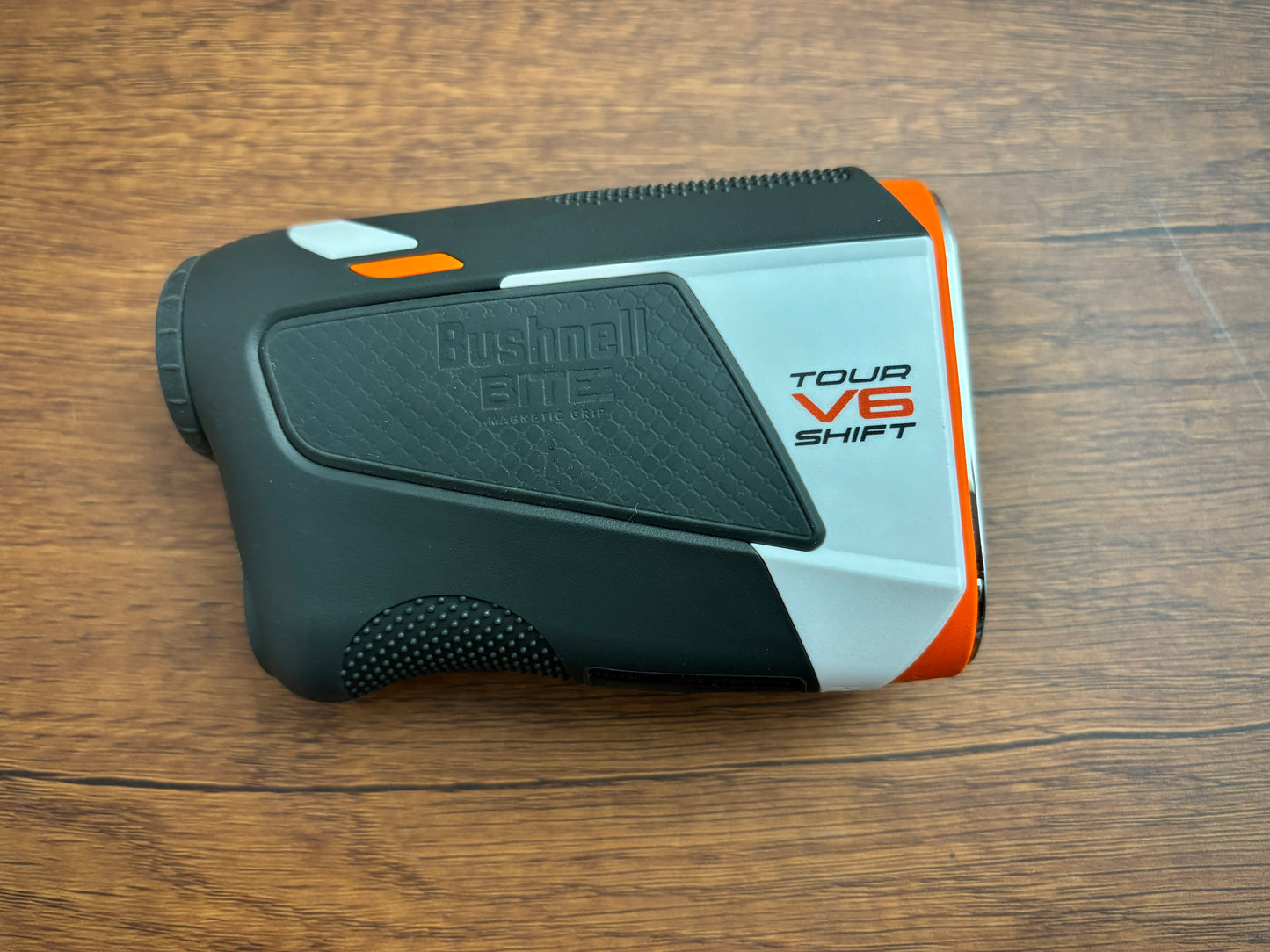 Bushnell Tour V6 Shift Rangefinder White/Gray