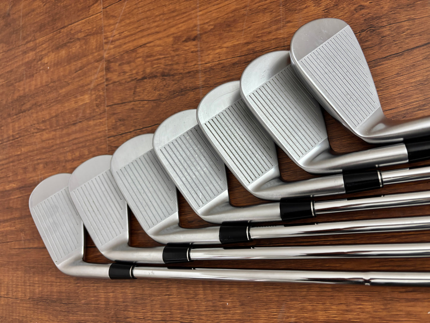 Srixon ZXi5 Iron Set 4-PW / Dynamic Gold S300 Stiff