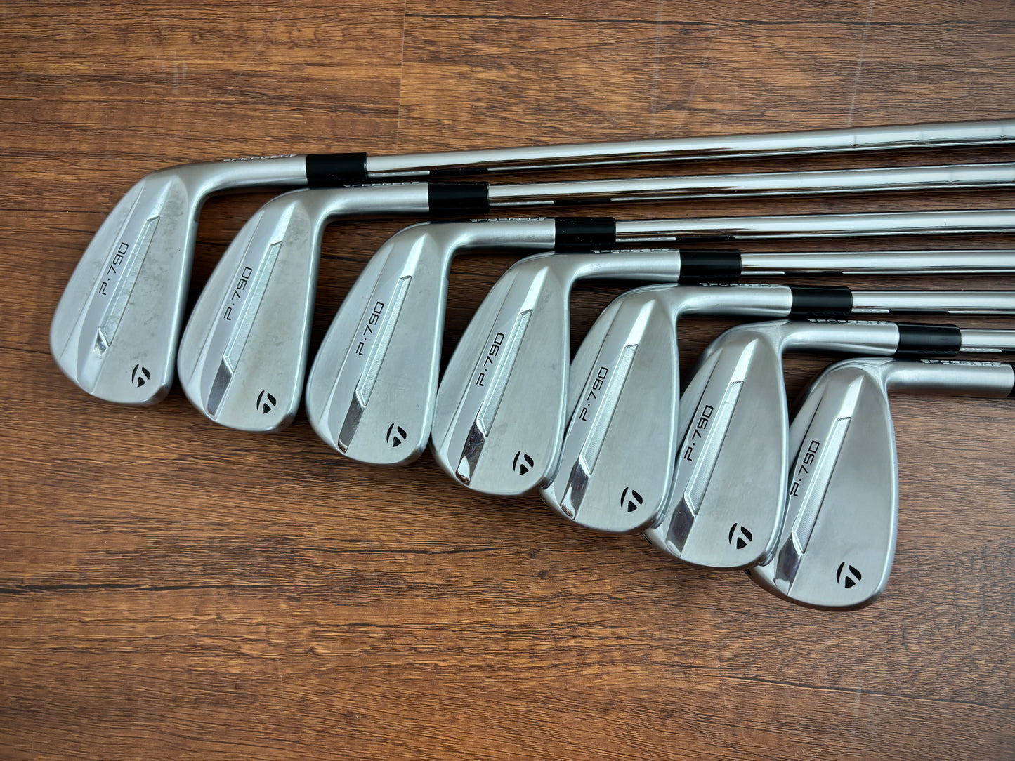 Taylormade P790 '25 Iron Set 5-AW / KBS Tour Lite Regular Flex