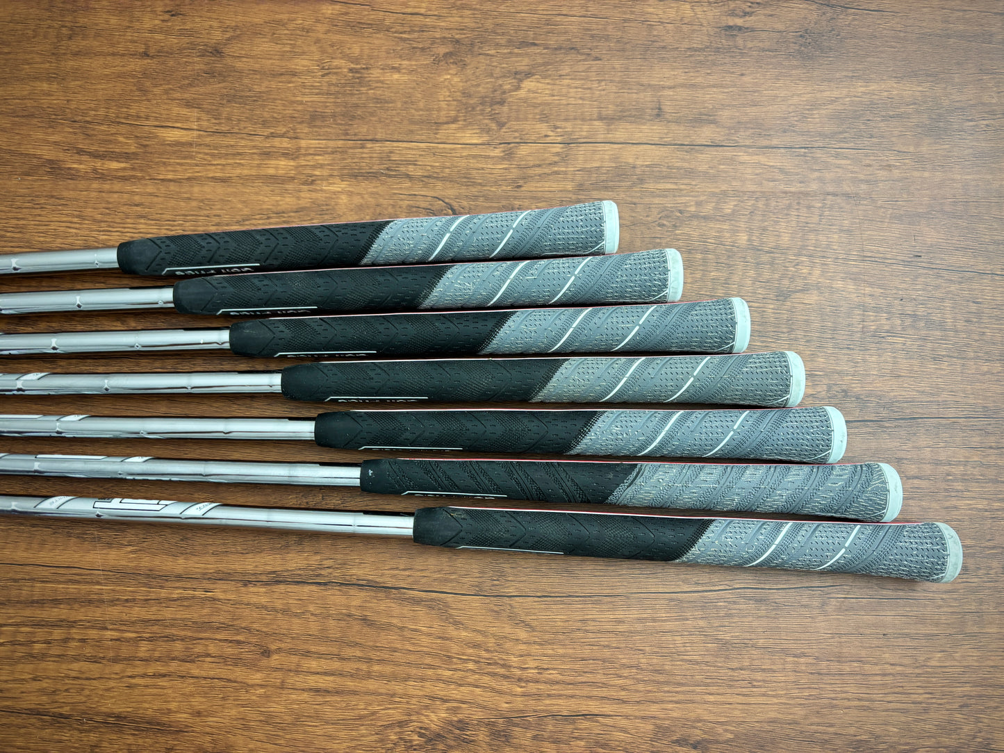 Titleist T150 ‘23 Iron Set 5-GW / True Temper AMT S300 Stiff