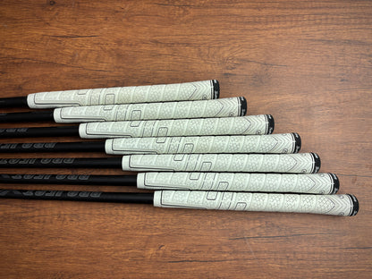 Taylormade P790 ‘23 Aged Copper Iron Set 4-PW / Project X LZ 6.5 X-Stiff
