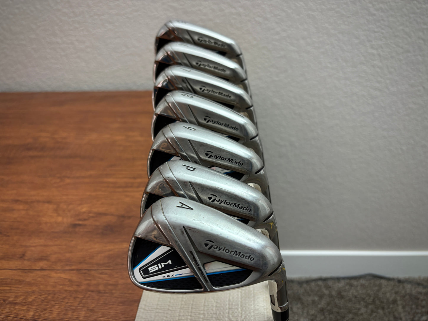 Taylormade SIM Max Iron Set 5-AW / KBS Max Stiff