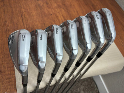 *NEW IN PLASTIC* Srixon ZXi7 Iron Set 5-AW / Dynamic Gold S300 Stiff
